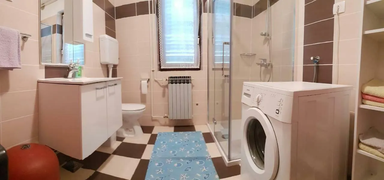 Apartments Luka Лижнян Хорватия